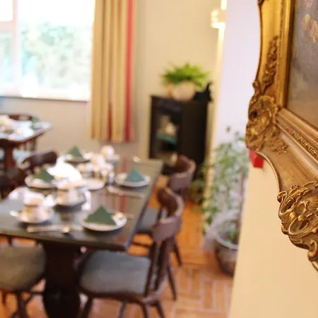 Westbrook House Guest 3*